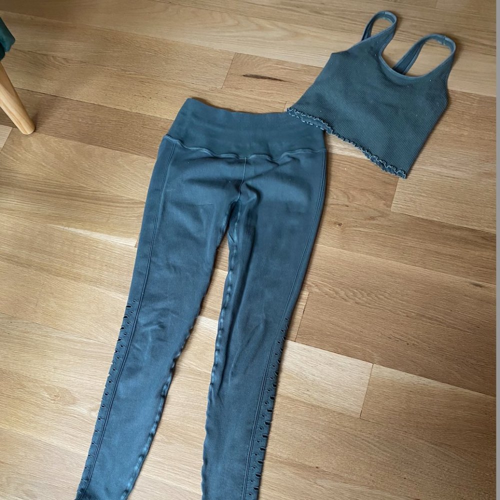 Spiritual Gangster self love legging and amore crop set